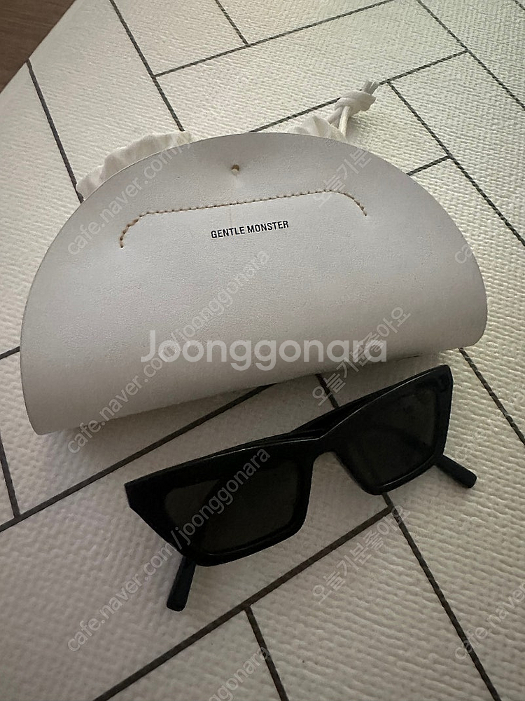 젠틀몬스터 찹쌀--0