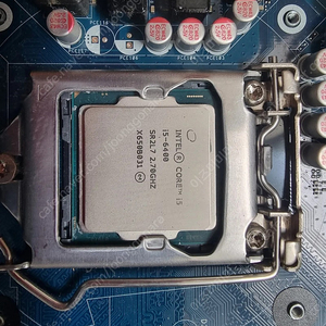 i5-6400. 보드H110S3.정품쿨러 택포45000원 팜니다