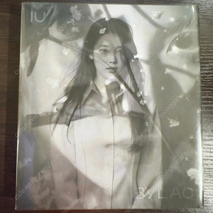 5집 IU 5th Album 'LILAC'(바일락)