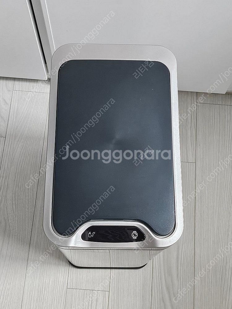 휴바트 스테인레스 자동센서 20L 휴지통 팝니다.--1