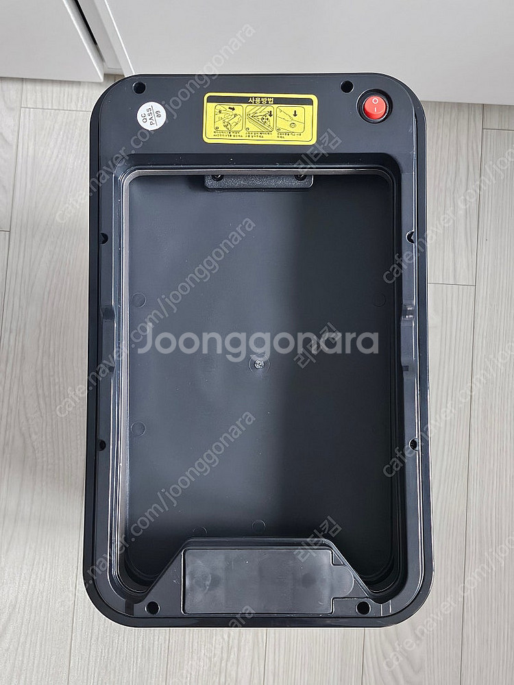 휴바트 스테인레스 자동센서 20L 휴지통 팝니다.--2