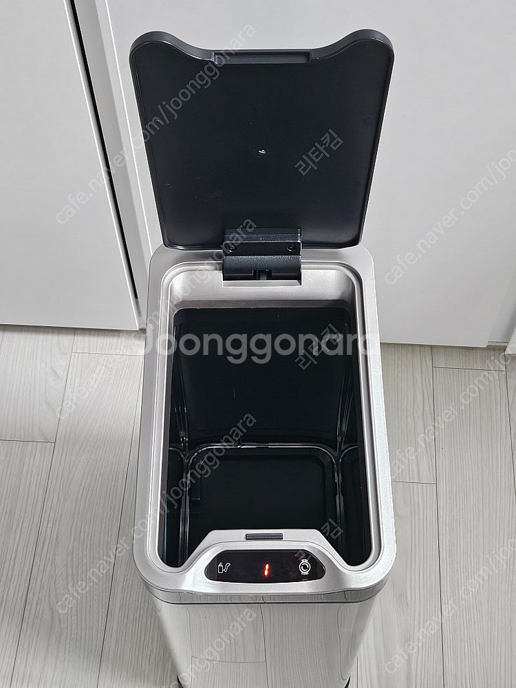 휴바트 스테인레스 자동센서 20L 휴지통 팝니다.--3