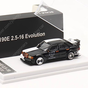 1:64 메르세데스 벤츠 190E Evo (블랙&화이트) 미개봉 새상품