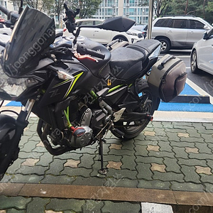 가와사키 Z650