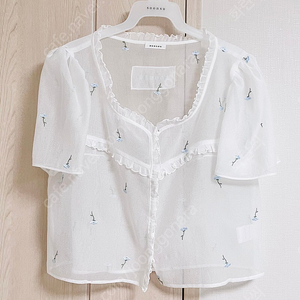 순수 Soonsu Pure Flower Top (White)