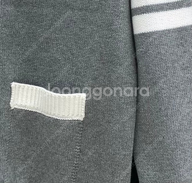 톰브라운 사선 강아지 브이넥 여성 가디건 2칼라--7