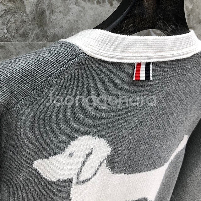 톰브라운 사선 강아지 브이넥 여성 가디건 2칼라--8