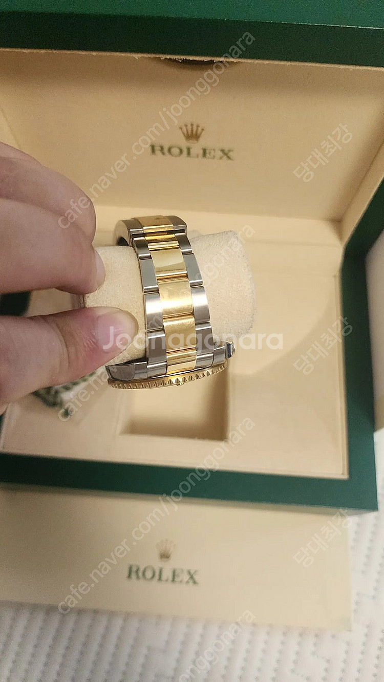 롤렉스 서브마리너 흑콤 판매합니다(17년식 거의새상품)--3
