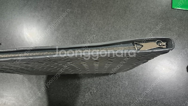보테가베네타 하프지퍼클러치--6