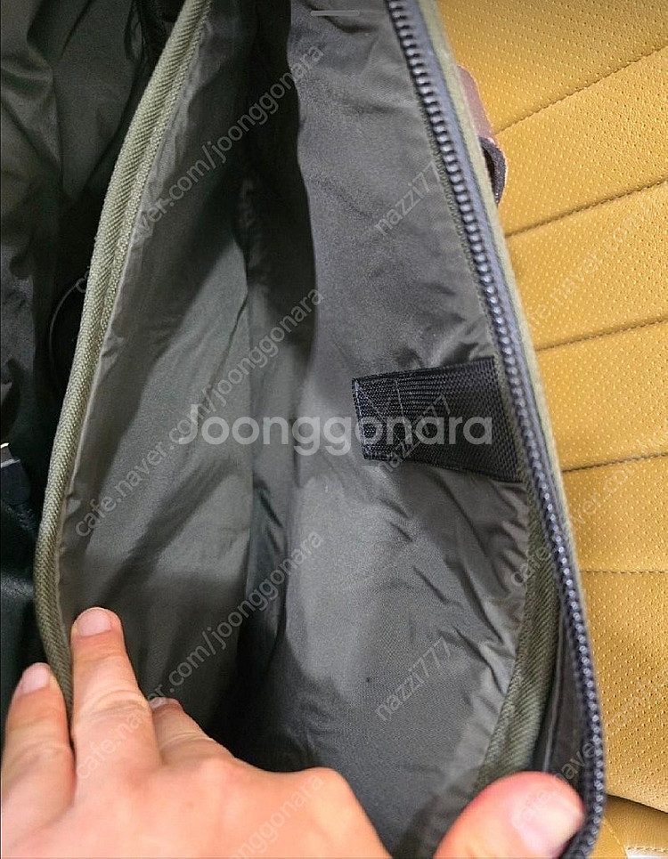 필슨 878 오터그린 브리프케이스 판매합니다--2