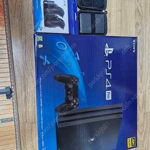 ps4pro 7218 9.0 박스셋 팝니다