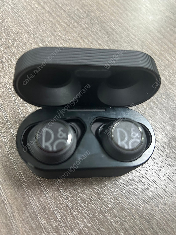 뱅앤올룹슨 BnO E8 Sport풀박스--1