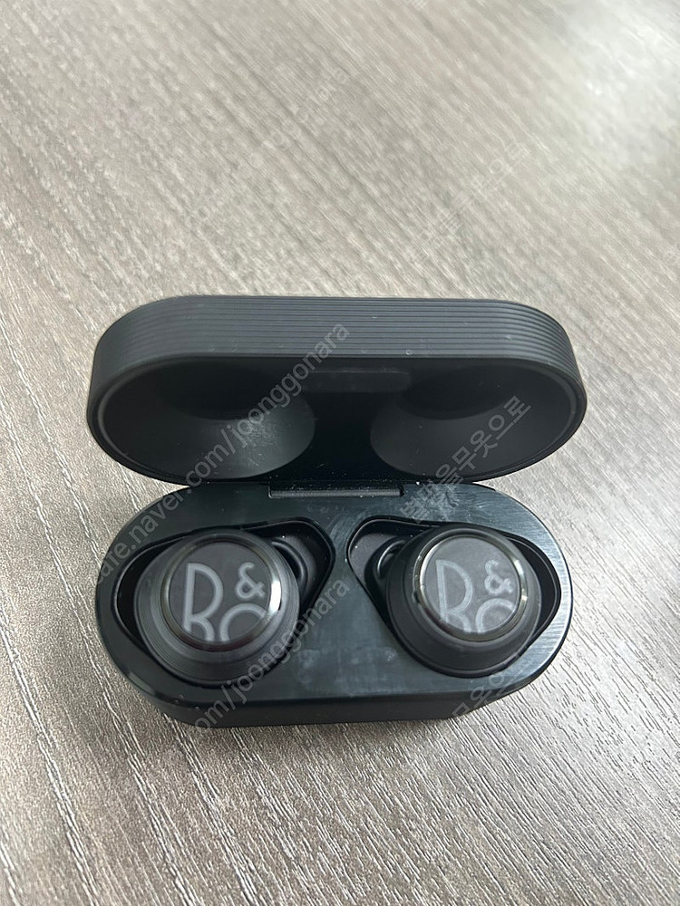 뱅앤올룹슨 BnO E8 Sport풀박스--2