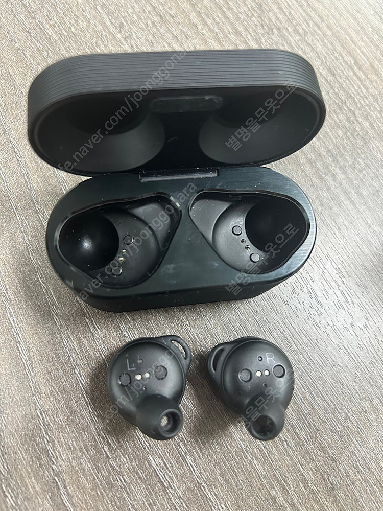 뱅앤올룹슨 BnO E8 Sport풀박스--5