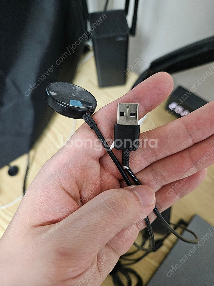 삼성 갤럭시 워치 4 44mm lte 버전 팝니다.--4