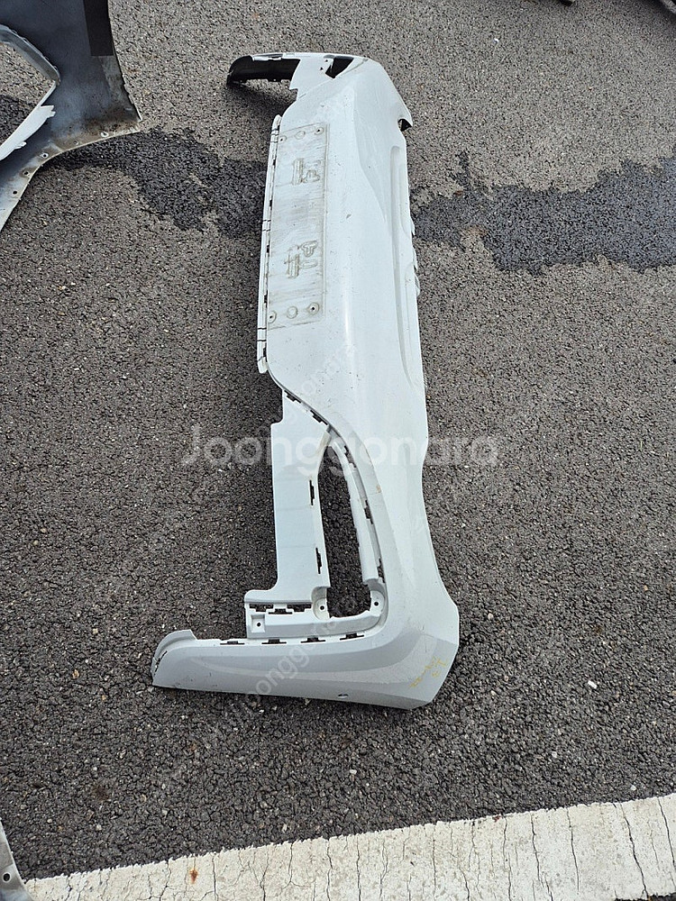 Bmw i3 2017-2022 후범퍼 뒷범퍼 51117...--2