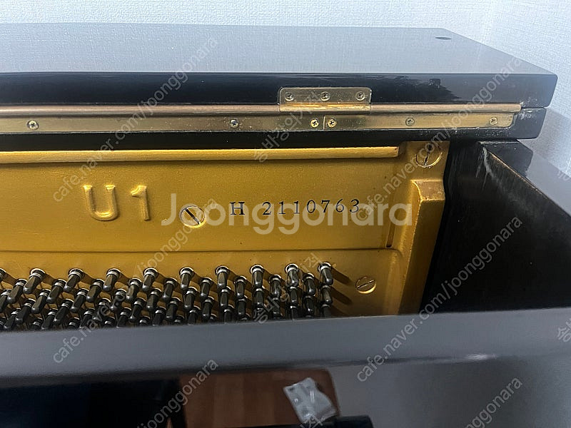 야마하 피아노 U1H--4