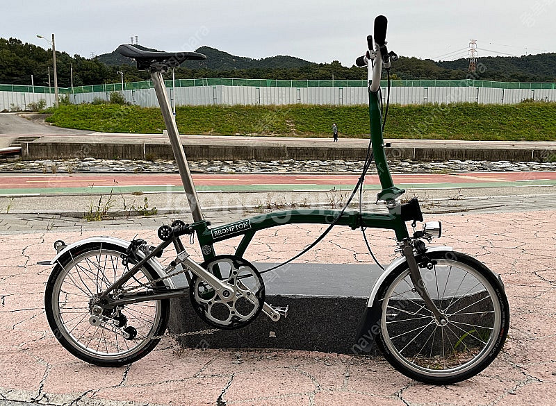 브롬톤 티탄(레이싱그린) 경량(8.7kg) 외장5단(벙...--0