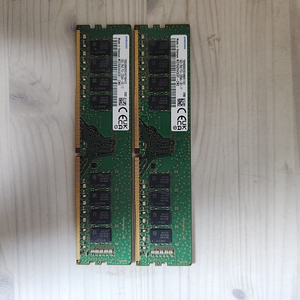 삼성 ddr4-3200 16gb 램 판매합니다