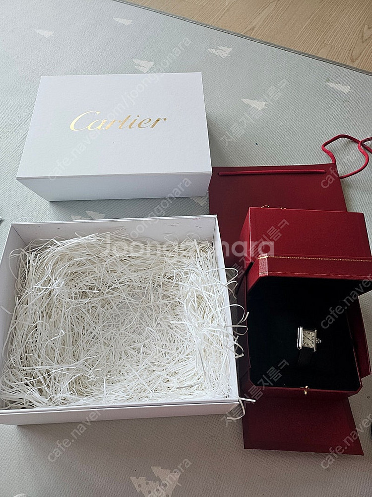 까르띠에 탱크머스트 s 스몰 가죽 팝니다--0