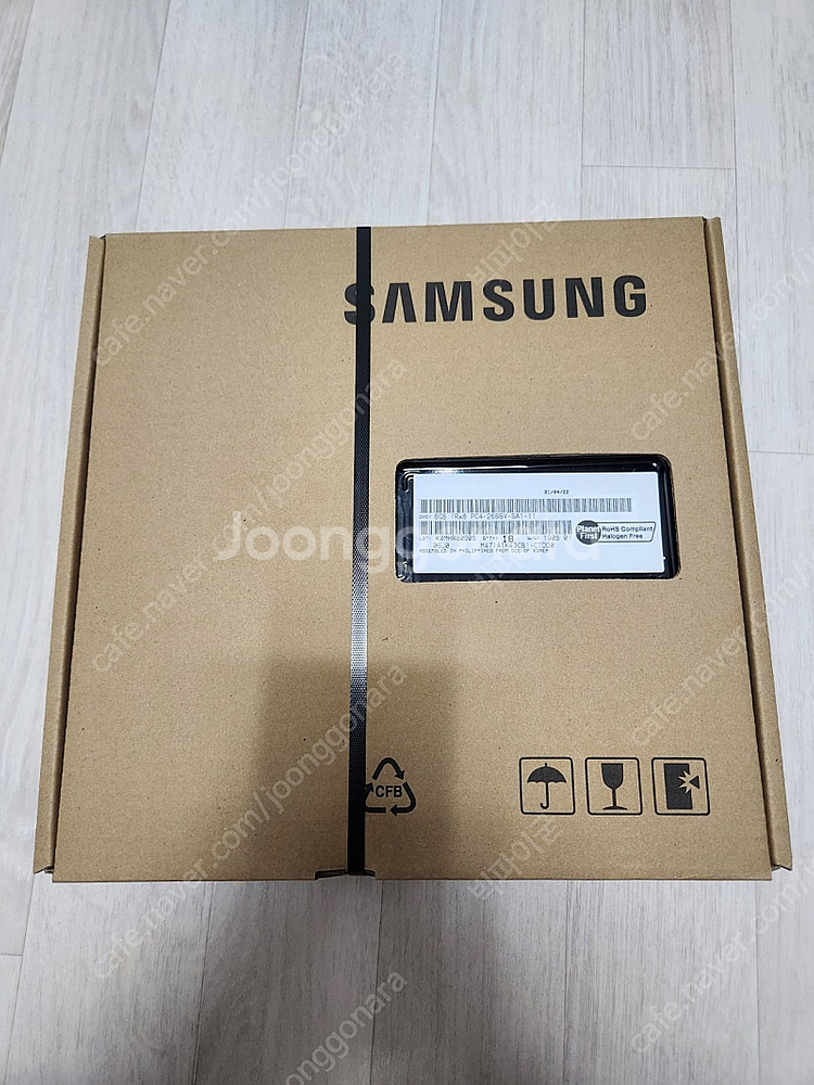 삼성 DDR4 8GB 16개(새제품)--0