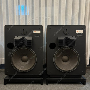 JBL L300 스피커