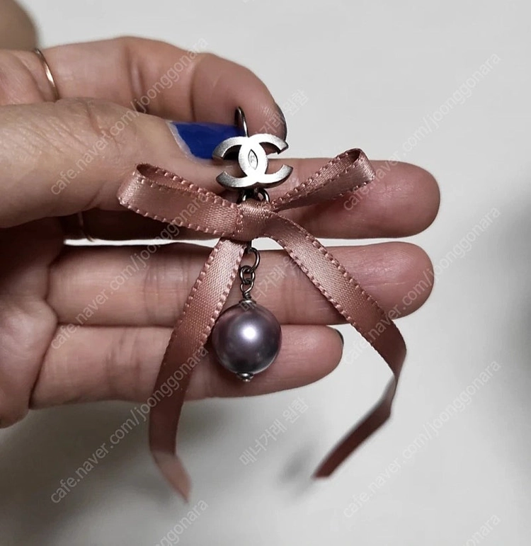 (정품)샤넬은장귀걸이 샤넬드롭귀걸이 샤넬리본귀걸이 샤넬귀걸이 구찌 발렌시아가 프라다 루이비통 발레코어 자라 럭키슈에... 이미지