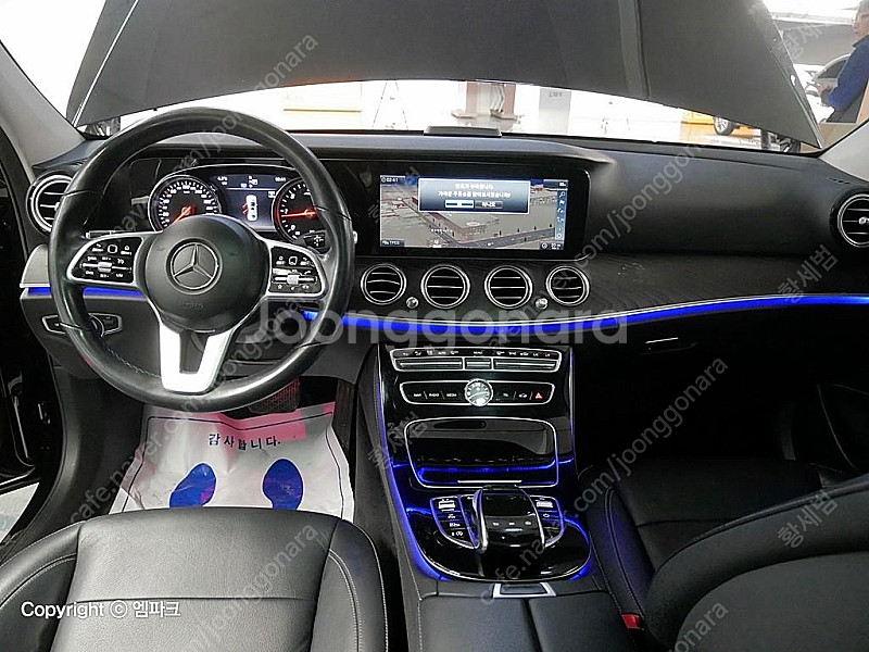 벤츠E-클래스 W213 E220d 아방가르드 (5인승)...--5