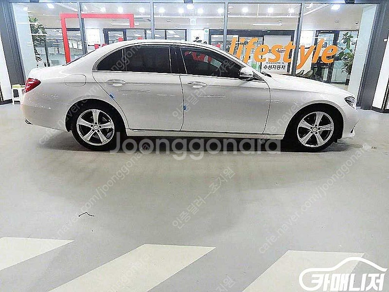 [벤츠]E-클래스 W213 E220d 아방가르드 ★중고...--3