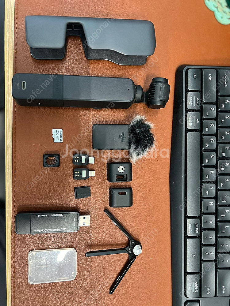 DJI 오즈모 포켓 2 크리에이터 콤보 판매 합니다--1