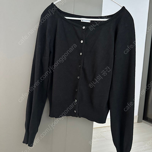 페이딘 가디건 Corinne Boat-neck Cardigan (black) 판매합니다.