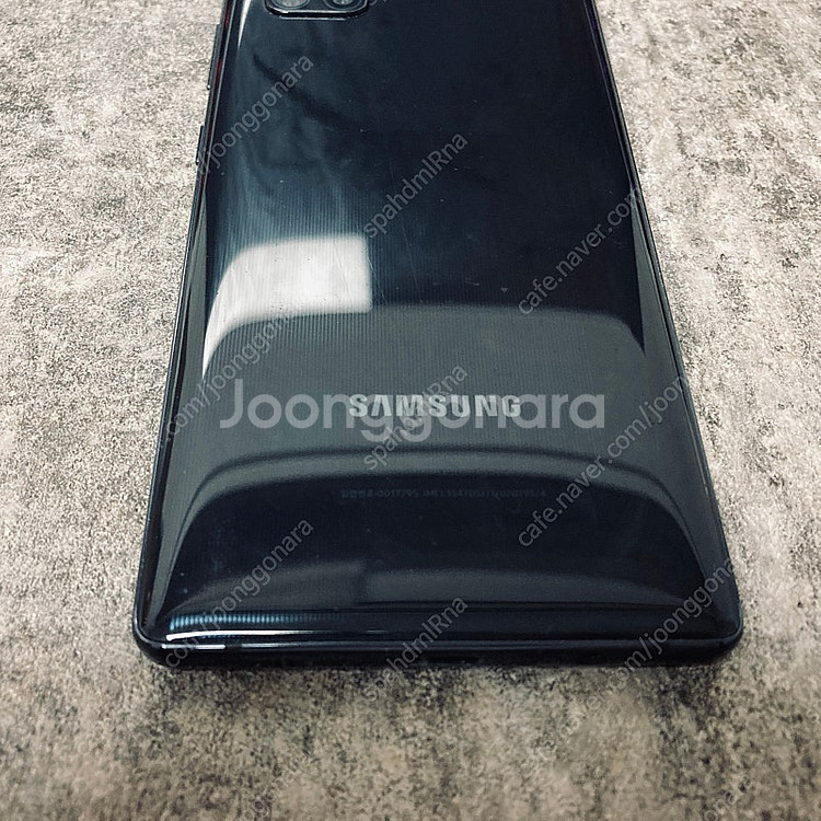 갤럭시 A71 퀀텀 블랙 128GB 무잔상 깨끗 6만원...--6