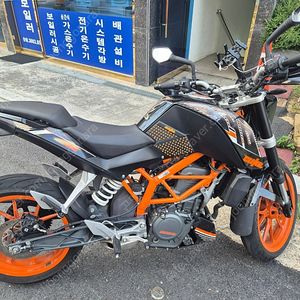 KTM 듀크390 판매합니다.