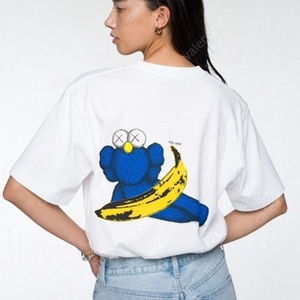 2024년 유니클로 카우스 앤디워홀 Uniqlo x Kaws x Andy Warhol 희색 , 블랙 티