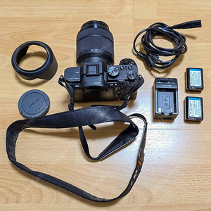 소니 SONY ILCE-7M2(A7M2)+SEL2870(구번들 렌즈) 판매합니다.