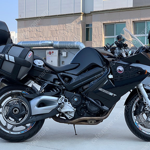 12년식 BMW F800ST 5만키로대 425만 판매합니다