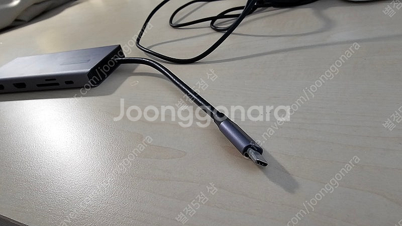 씽크웨이 c타입 멀티포트 CORE D84 DUAL HD...--1