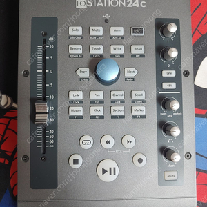 presonus iostation 24c 오인페 daw 컨트롤러 팝니다.