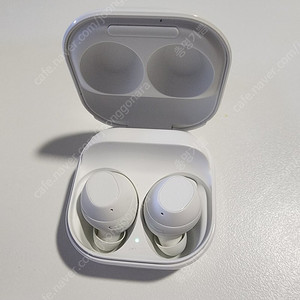 갤럭시버즈FE 화이트 택포 43000