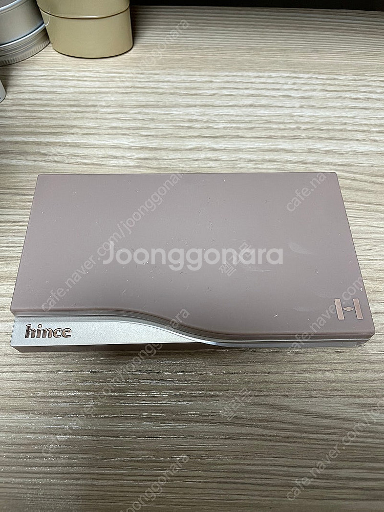 힌스 뉴 뎁스 아이섀도우 팔레트 06 첸스온 팔아요--1