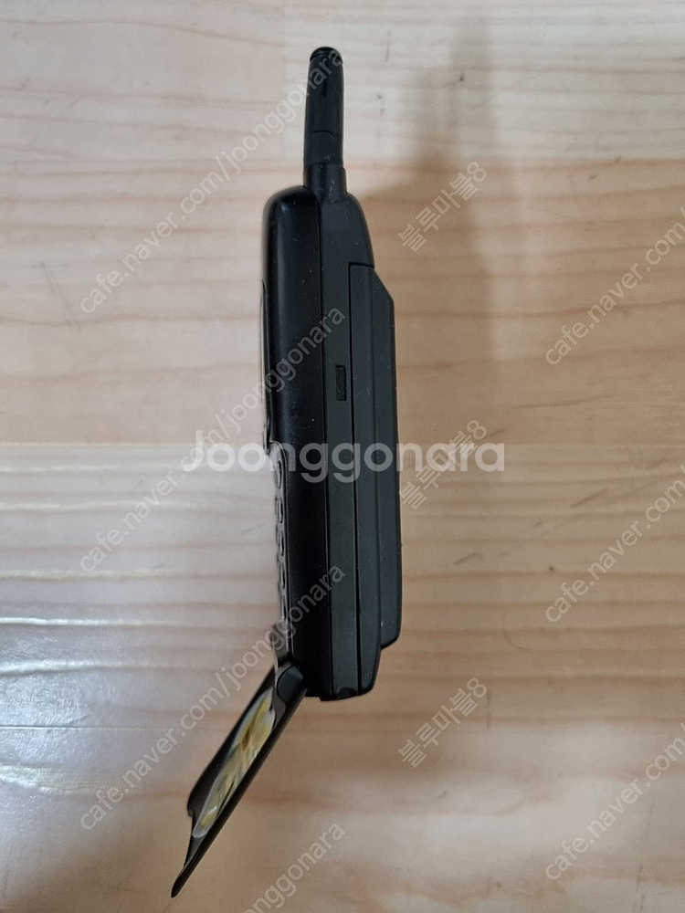 오래된 골동품 수집용 핸드폰--6