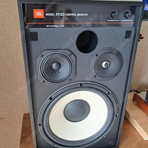 jbl 4312g