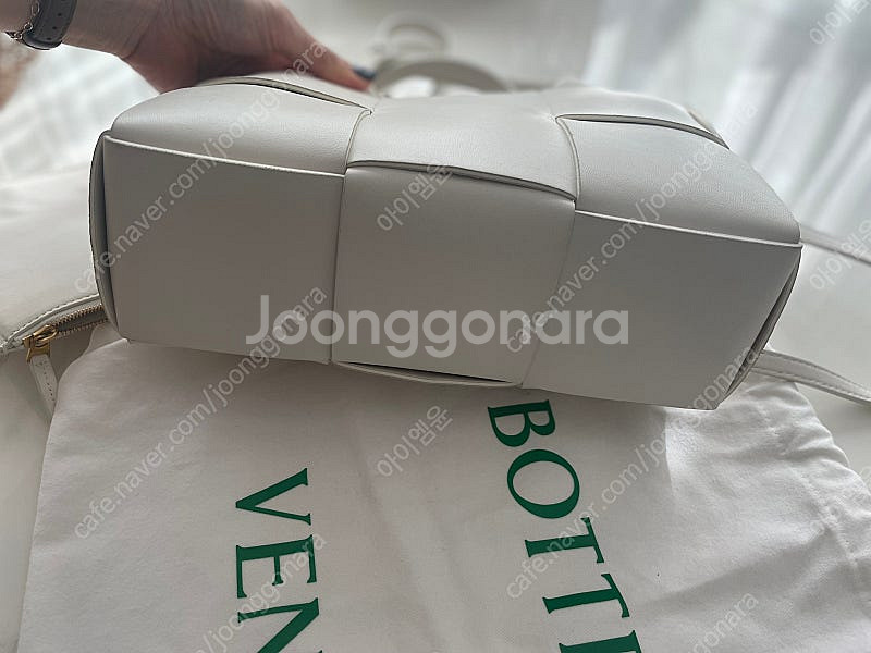 정품 보테가베네타 아르코 미니--4