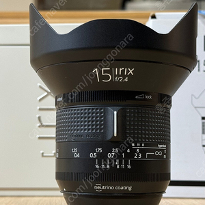 초광각 렌즈 아이릭스 IRIX 15mm f2.4 Firefly 캐논 EF 마운트 판매합니다.