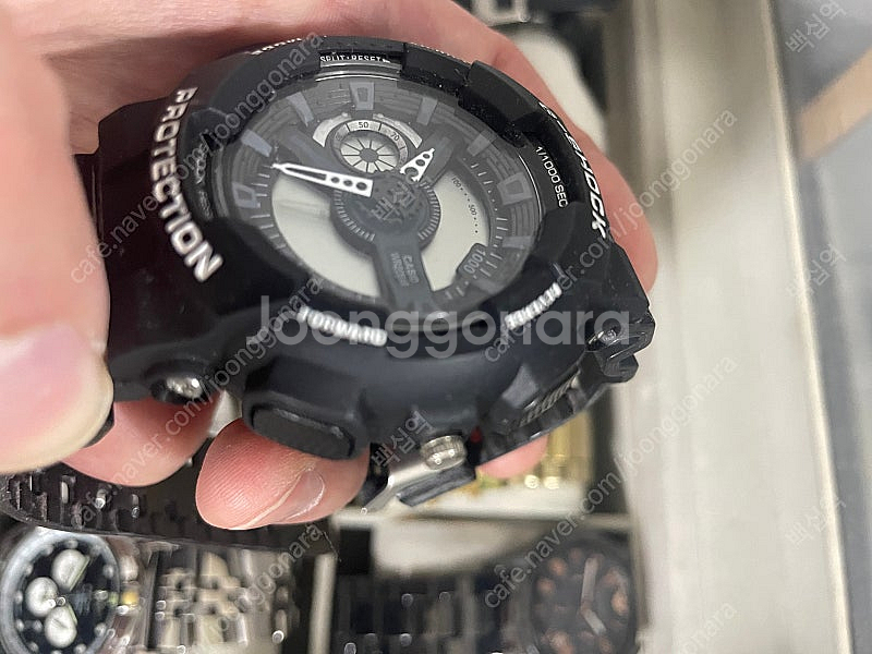 카시오 쥐샥 빅페이스 깔끔한 검흰 블랙화이트 방수 군대시계 3만--1