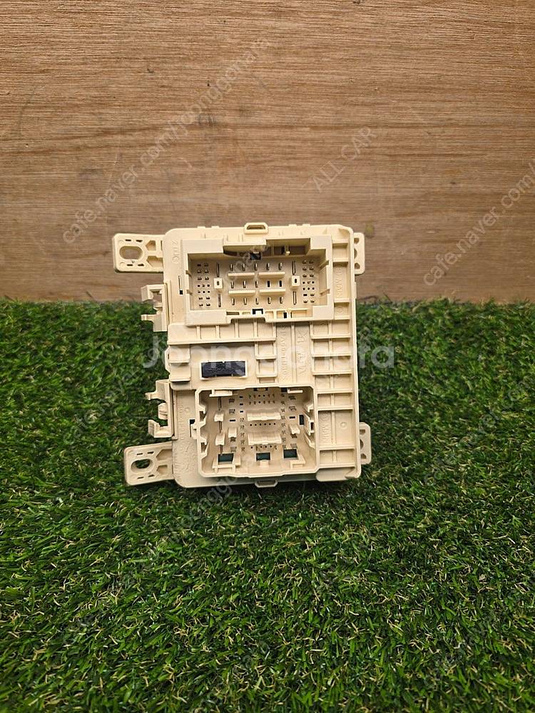 포터2 18년식 실내퓨즈박스 91950-4F041 4먄...--0