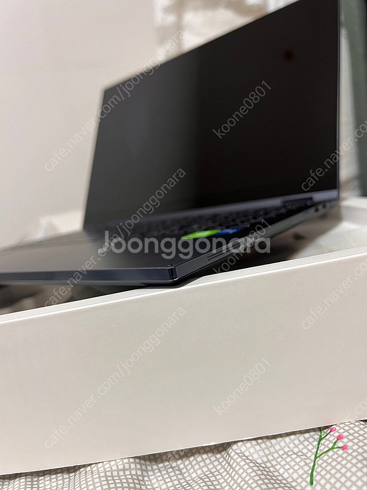 삼성 갤럭시북 플렉스2 노트북 nt950qda 실금있음...--8