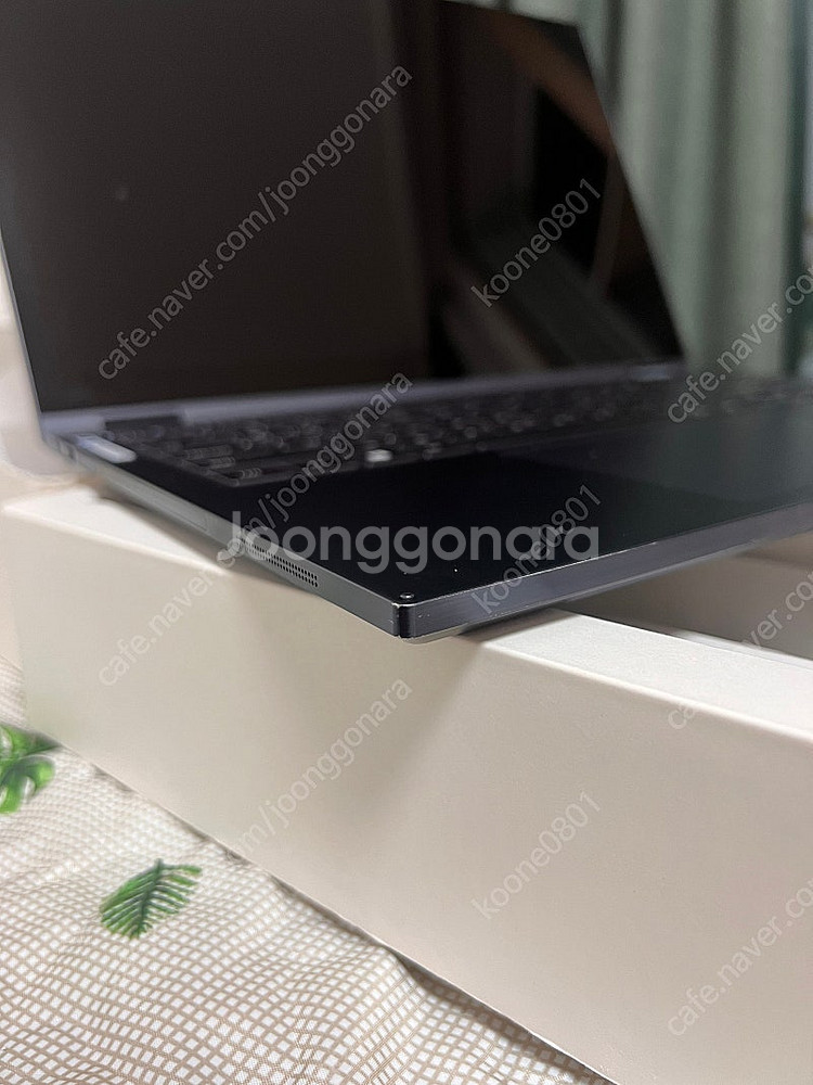 삼성 갤럭시북 플렉스2 노트북 nt950qda 실금있음...--9