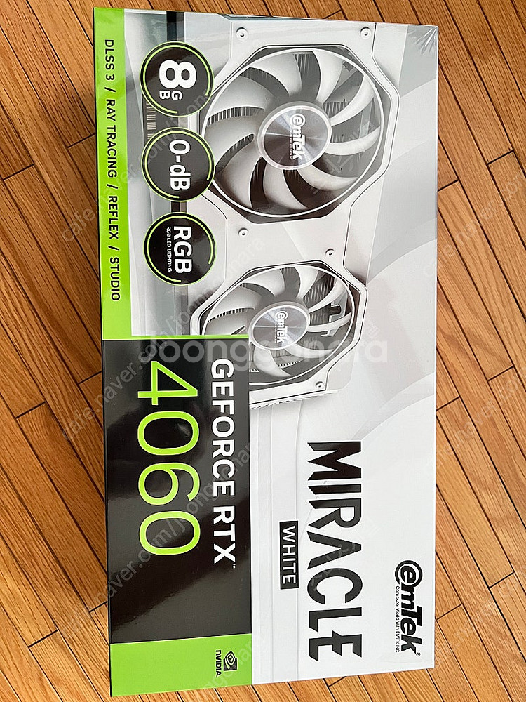 이엠텍 rtx4060 미라클 화이트 미개봉 새제품--0