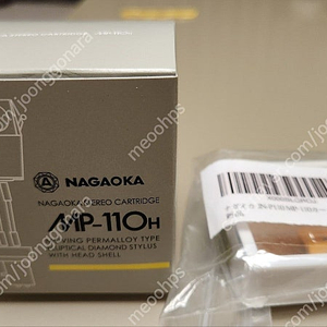 나가오카 nagaoka MP-110H 민트급 카트리지와 바늘 (헤드쉘 포함), 그리고 신품 스타일러스입니다